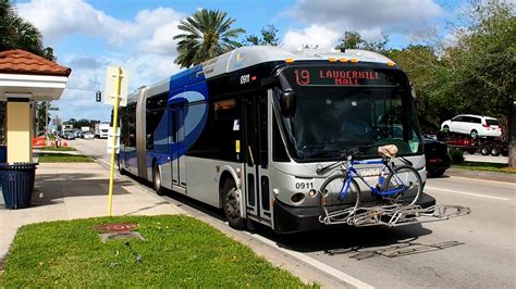 buses from gainesville to fort lauderdale.